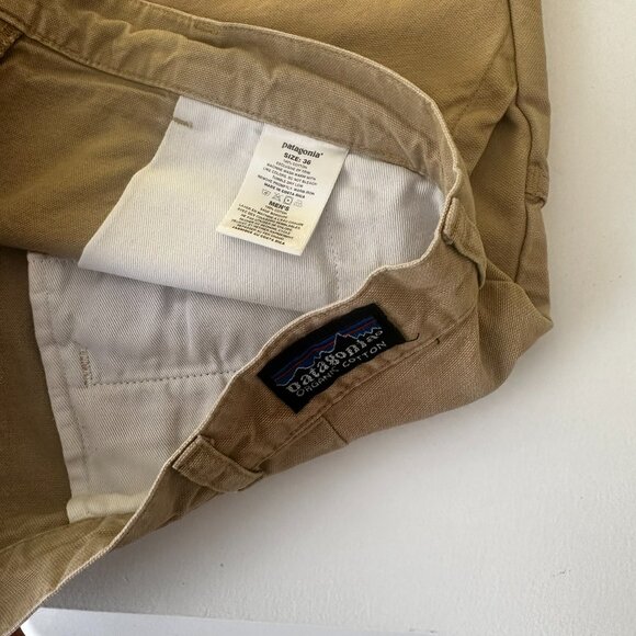 Patagonia SZ 36 Khaki Shorts - Picture 4 of 4